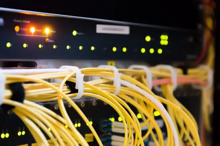 V-Server & Root Server