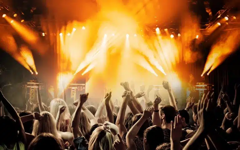 event-party-3005668_1280