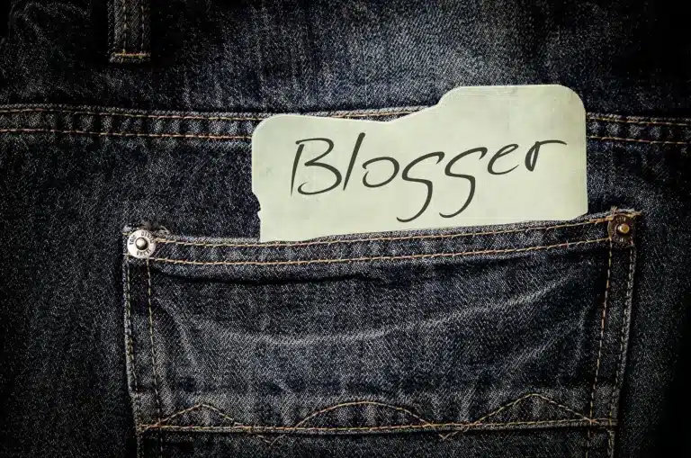 trousers-1255847_1920