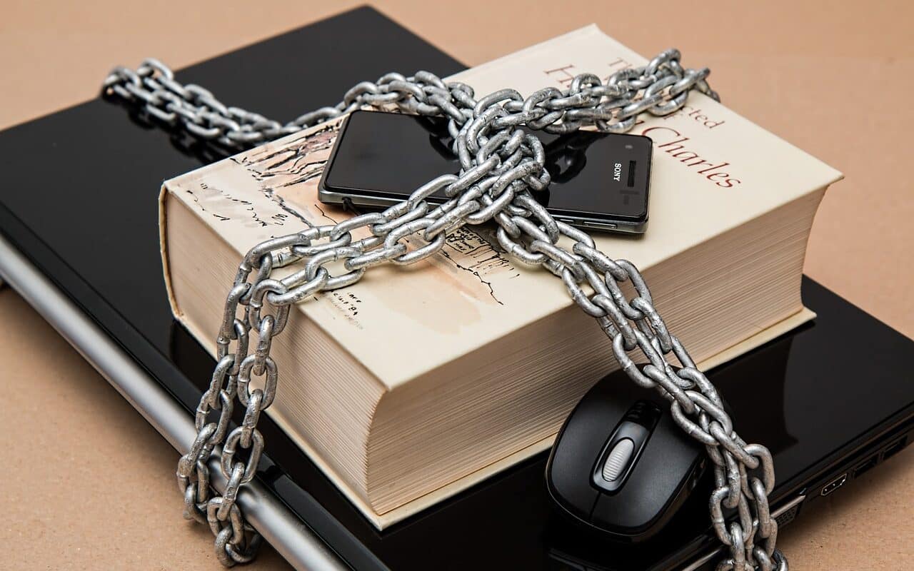 censorship 610101 1280